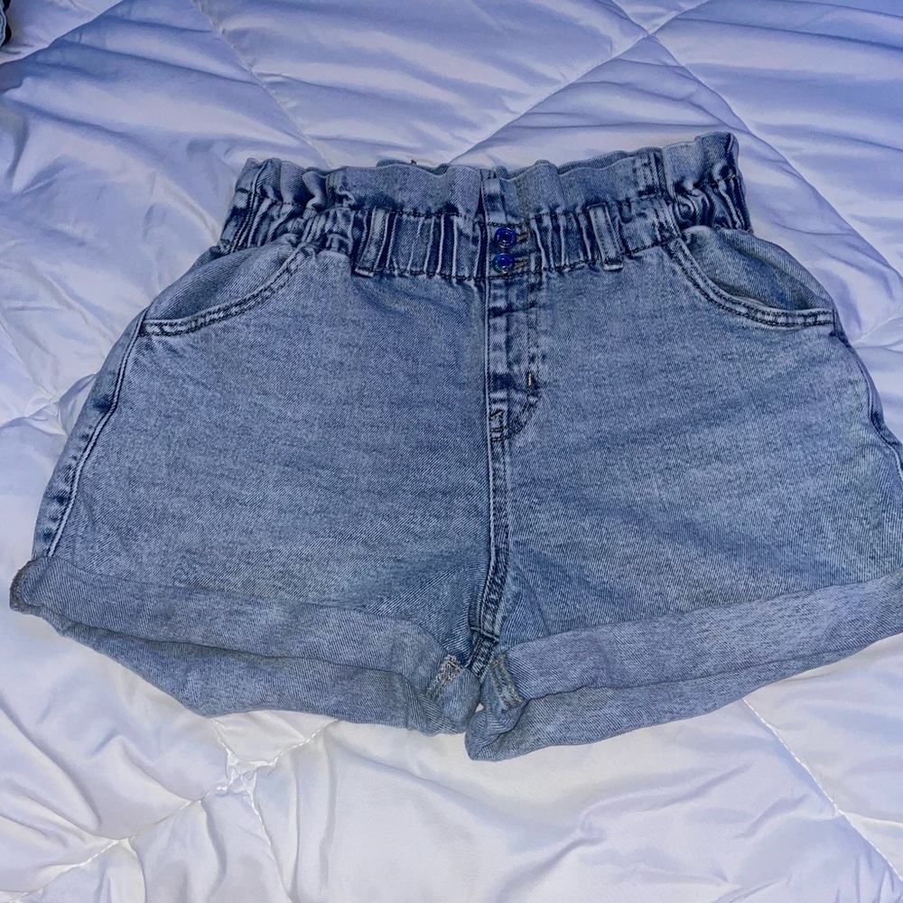 stretchy jean shorts